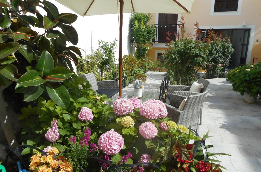 Hotel La Plage Kokkari Exterior foto